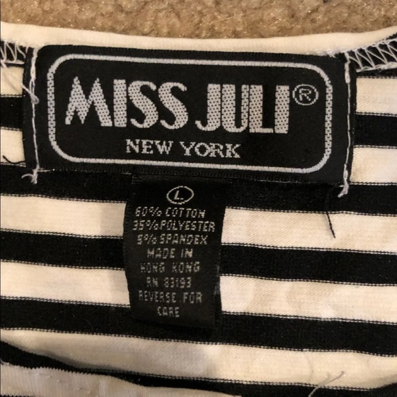 Stripped Crop Top - Picture 3 of 3